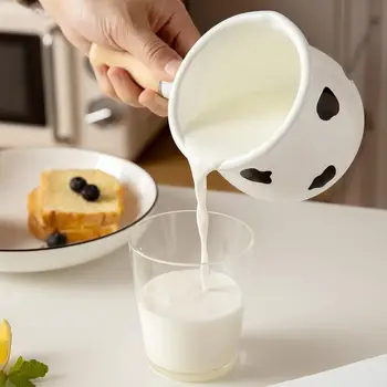 500ml Emaye süt tenceresi Ahşap Saplı gaz sobası İndüksiyon Ocak Bebek Kahvaltı içme çorba kahve tenceresi Tencere Kupa