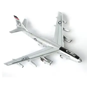 Akademi 12618 1/144 USAF B-47 306. BW (M) bombardıman uçağı (Plastik model)