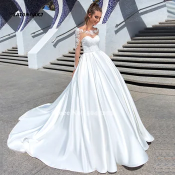 Boho Saten düğün elbisesi Uzun Kollu Dantel Aplikler Boncuk Scoop Boyun Beyaz / Fildişi Prenses gelin kıyafeti Vestidos De Novia Elbise
