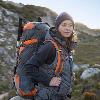 Naturehike Açık 70L Kapasiteli Yürüyüş Sırt Çantası Kamp Tırmanma Seyahat Dağcılık Sırt Çantaları Yeniden Yükleme Profesyonel Sırt Çantası