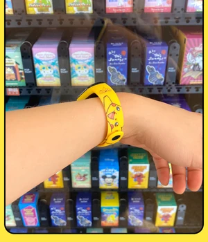 Yeni Orijinal Pokemon akıllı saat Pikachu Akıllı Elektronik Bilezik Şarj Edilebilir İzle çocuk doğum günü hediyesi Oyuncaklar